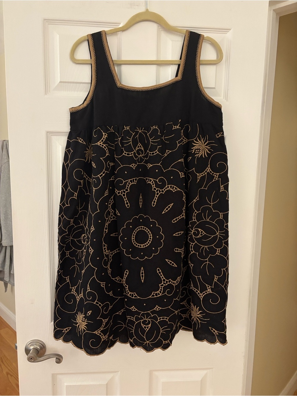 Rose & Rose Brescia dress…THE BRESCA Dress! Designer. Brand NWT size Med - Picture 4 of 6